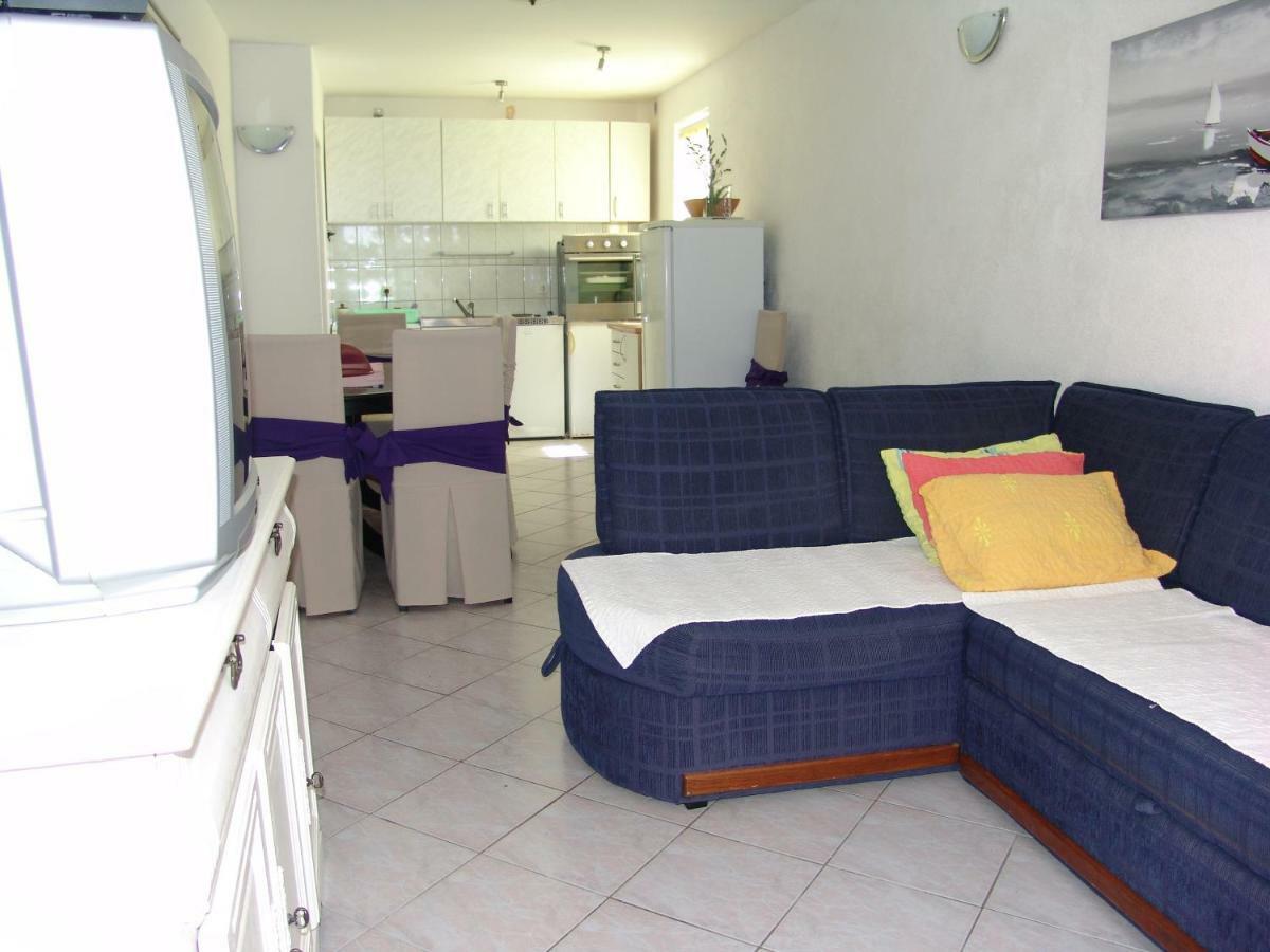 Apartment Mihalj Jadrija First Floor ชิเบนิก ภายนอก รูปภาพ